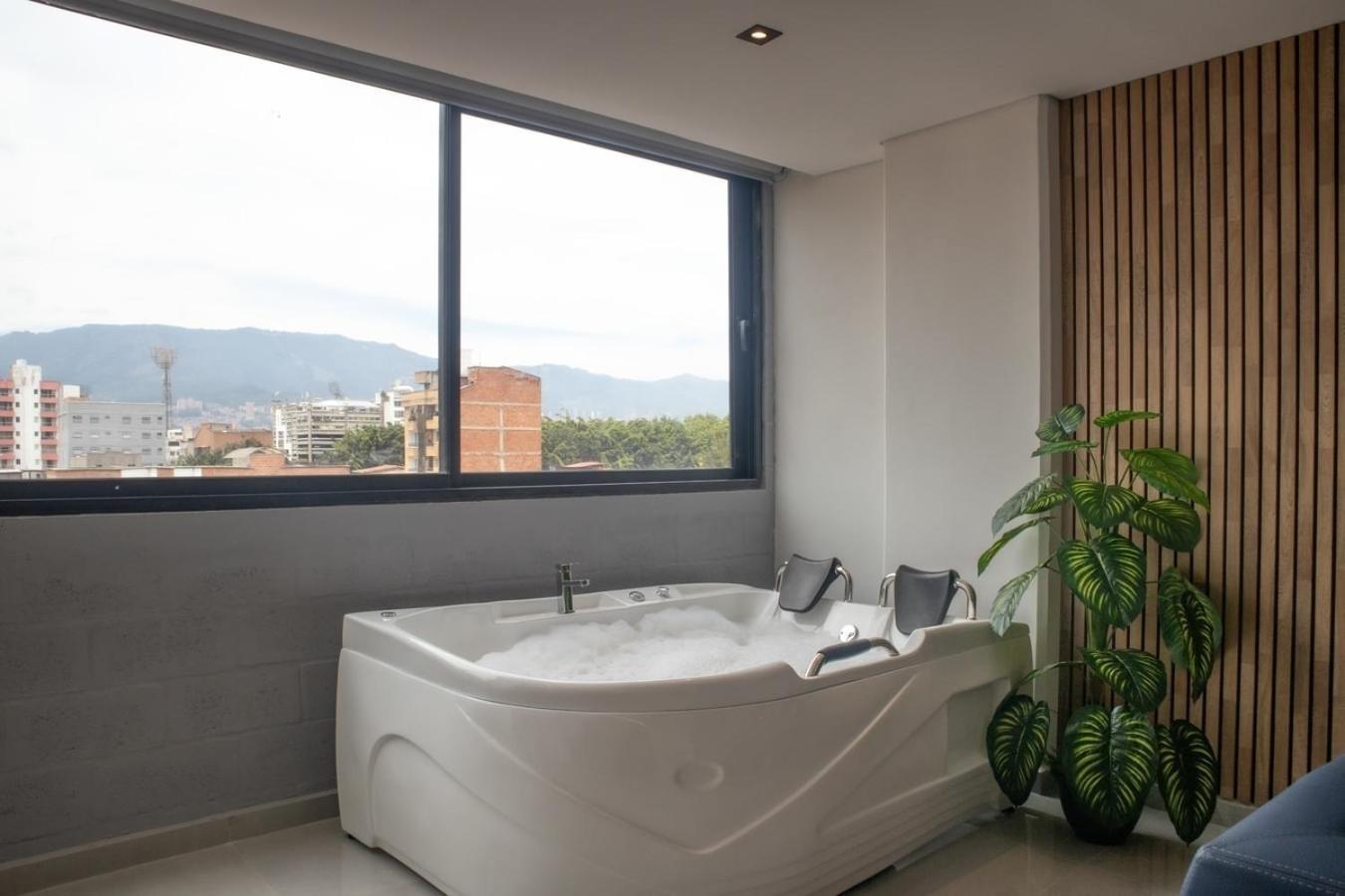 Jacuzzi Comfort Aparta-suite Stadio Rosa Negra Apartamento